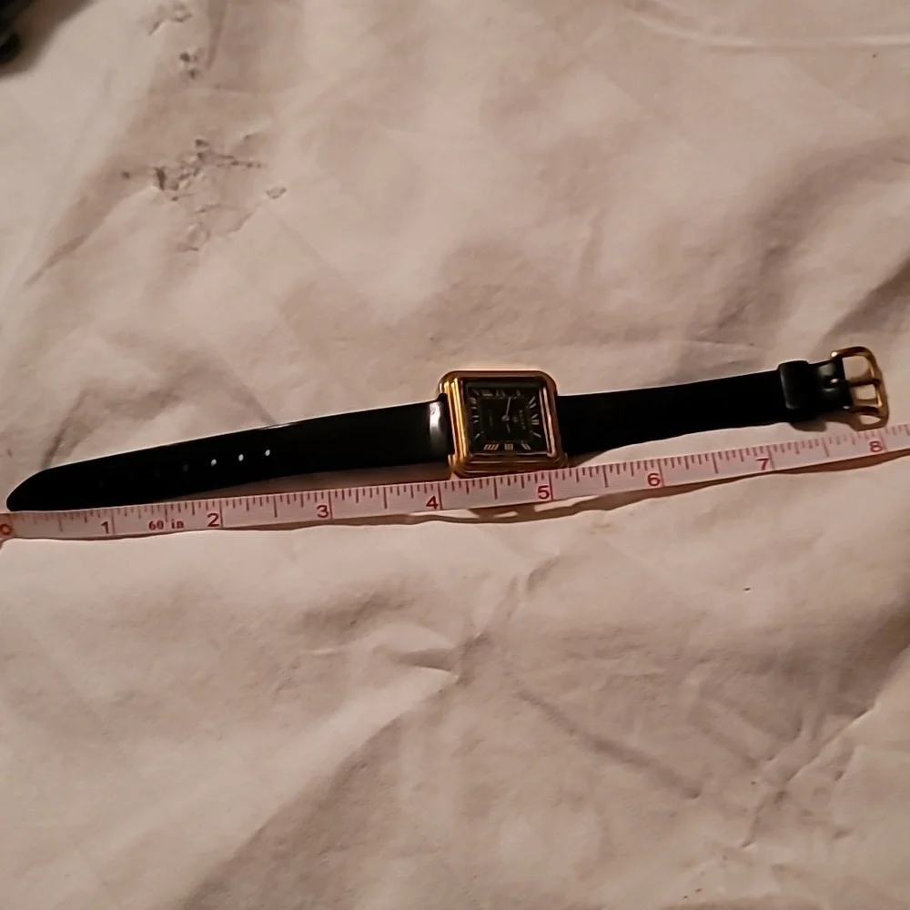 Anker KR Vintage Watch‎ Mechanical Wind-Up Watch With Black Patent Leather Band